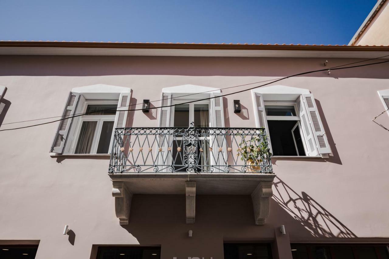 Stylish Studio Apartment - 8F House Каламата Екстериор снимка